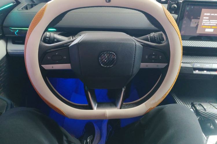 Used CHANGAN UNI-V iDD 2023 Zhidian iDD 1.5T 113km Smart & Fun Version (Rapid Edition) Steering Wheel