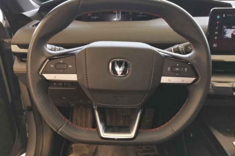 Used CHANGAN UNI-V iDD 2023 Zhidian iDD 1.5T 113km Smart & Fun Version (Rapid Edition) Steering Wheel