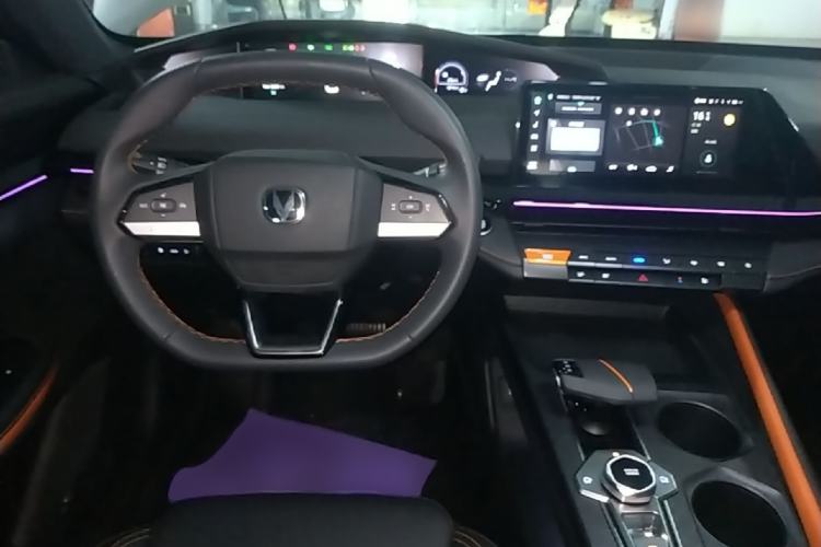 Used CHANGAN UNI-V iDD 2023 ZhiDian iDD 1.5T 113km ZhiKu Model Steering Wheel
