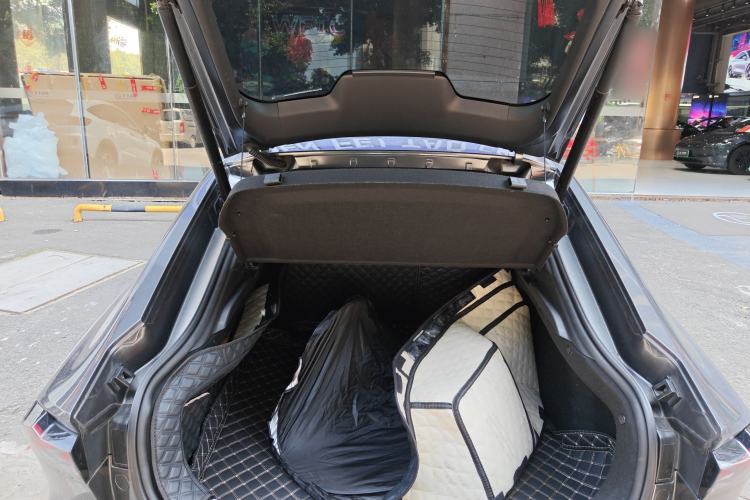 Used CHANGAN UNI-V iDD 2023 Zhidian iDD 1.5T 113km Smart & Fun Version (Rapid Edition) Trunk