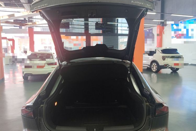 Used CHANGAN UNI-V iDD 2023 ZhiDian iDD 1.5T 113km Smart & Fun Version Trunk
