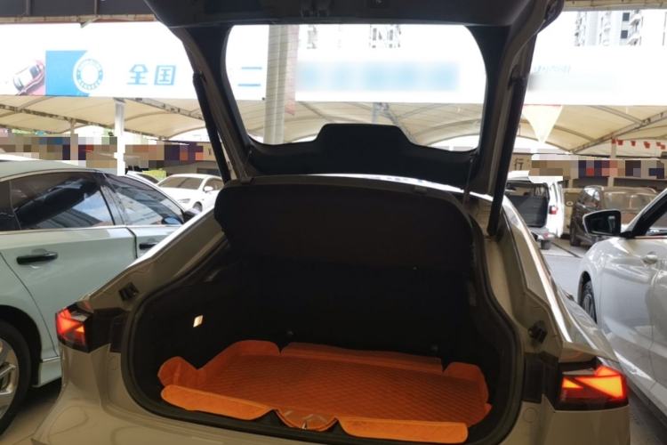 Used CHANGAN UNI-V iDD 2023 Zhidian iDD 1.5T 113km Smart & Fun Version (Rapid Edition) Trunk