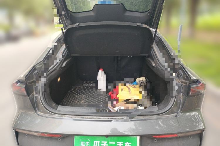 Used CHANGAN UNI-V iDD 2023 ZhiDian iDD 1.5T 113km Smart & Fun Version Trunk