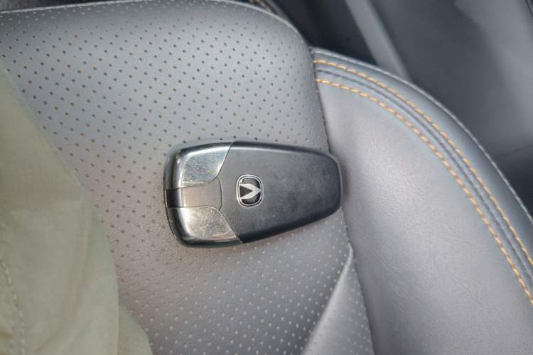 Used CHANGAN UNI-V iDD 2023 ZhiDian iDD 1.5T 113km Smart & Fun Version Vehicle Key