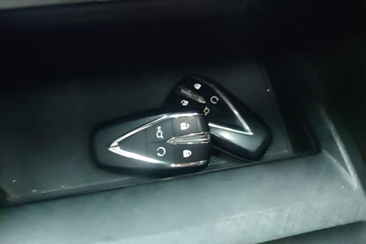 Used CHANGAN UNI-V iDD 2023 ZhiDian iDD 1.5T 113km Smart & Fun Version Vehicle Key