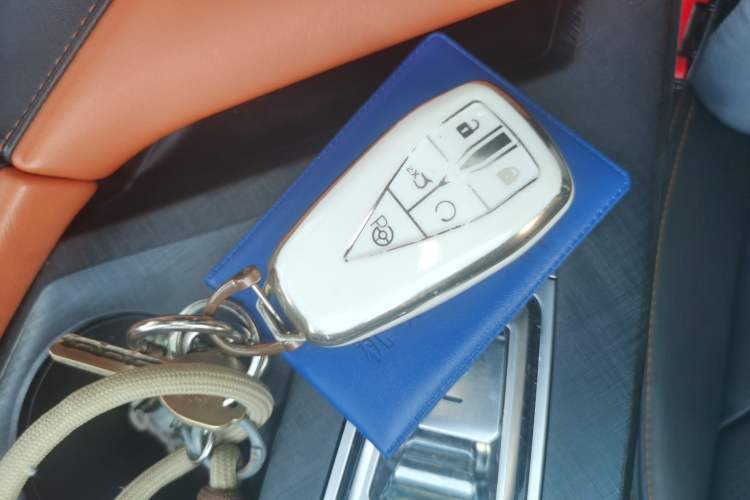 Used CHANGAN UNI-V iDD 2023 ZhiDian iDD 1.5T 113km Smart & Fun Version Vehicle Key