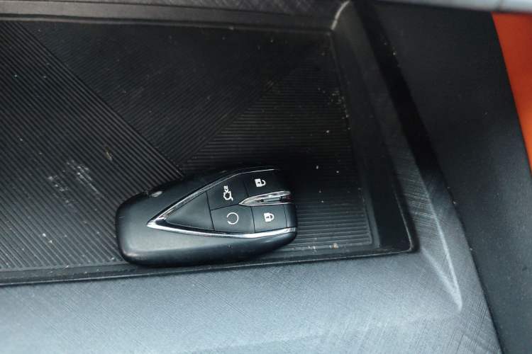Used CHANGAN UNI-V iDD 2023 ZhiDian iDD 1.5T 113km Smart & Fun Version Vehicle Key