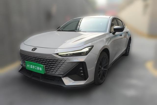 Used CHANGAN UNI-V iDD 2023 ZhiDian iDD 1.5T 113km Smart & Fun Version