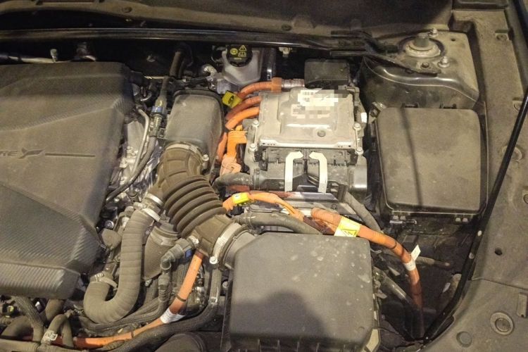 Used CHANGAN UNI-V iDD 2023 ZhiDian iDD 1.5T 113km Smart & Fun Version Engine Bay Left