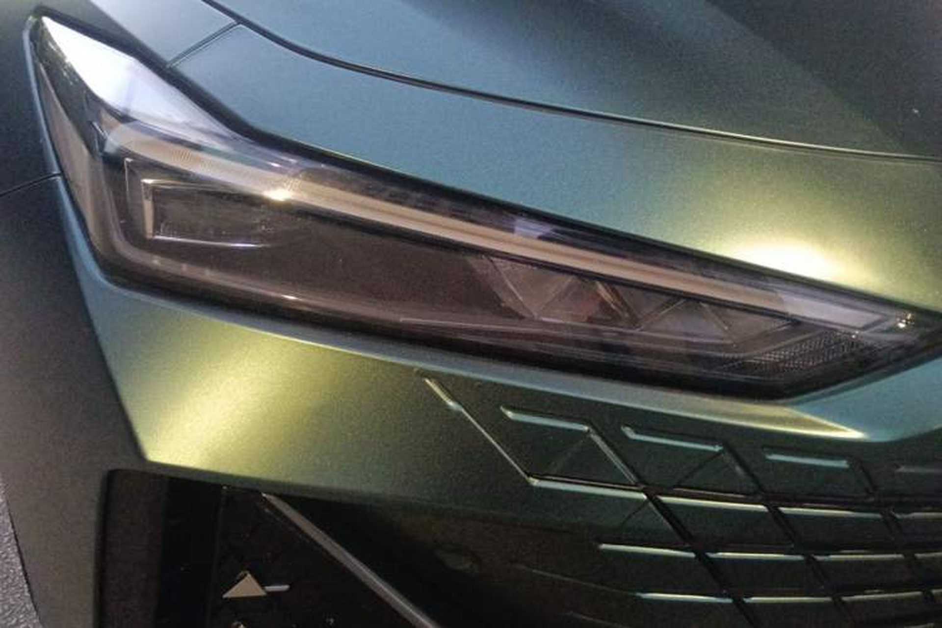 Used CHANGAN UNI-V iDD 2023 ZhiDian iDD 1.5T 113km Smart & Fun Version Right Front Headlight