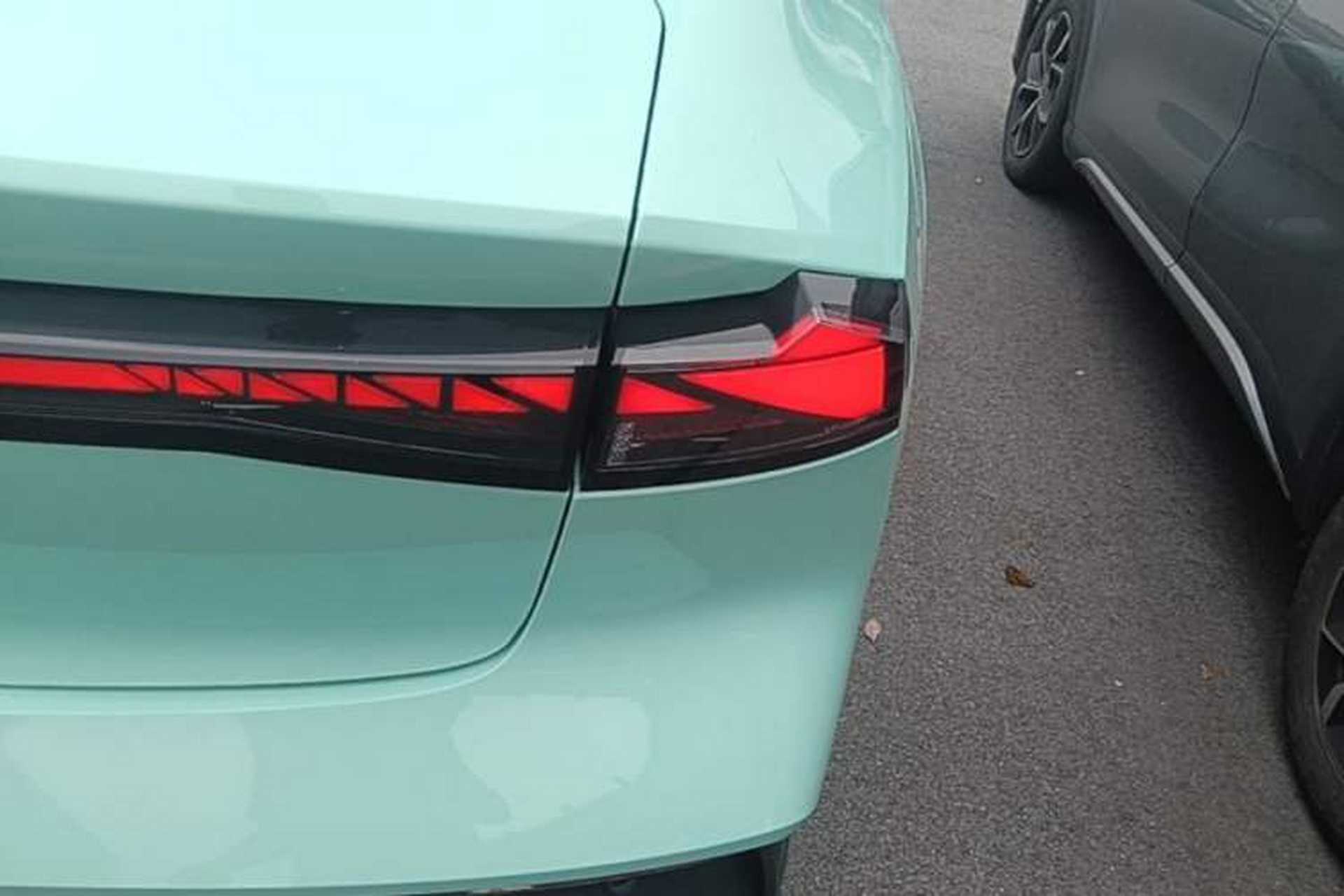 Used CHANGAN UNI-V iDD 2023 ZhiDian iDD 1.5T 113km Smart & Fun Version Right Rear Taillight