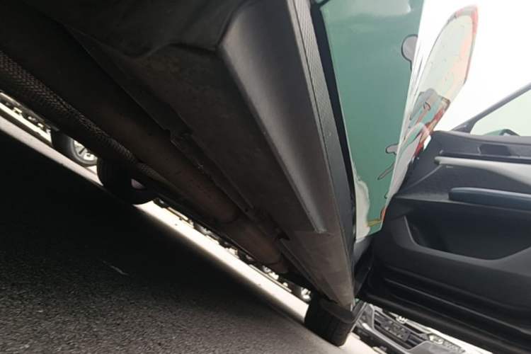 Used CHANGAN UNI-V iDD 2023 ZhiDian iDD 1.5T 113km Smart & Fun Version Right Side Sill