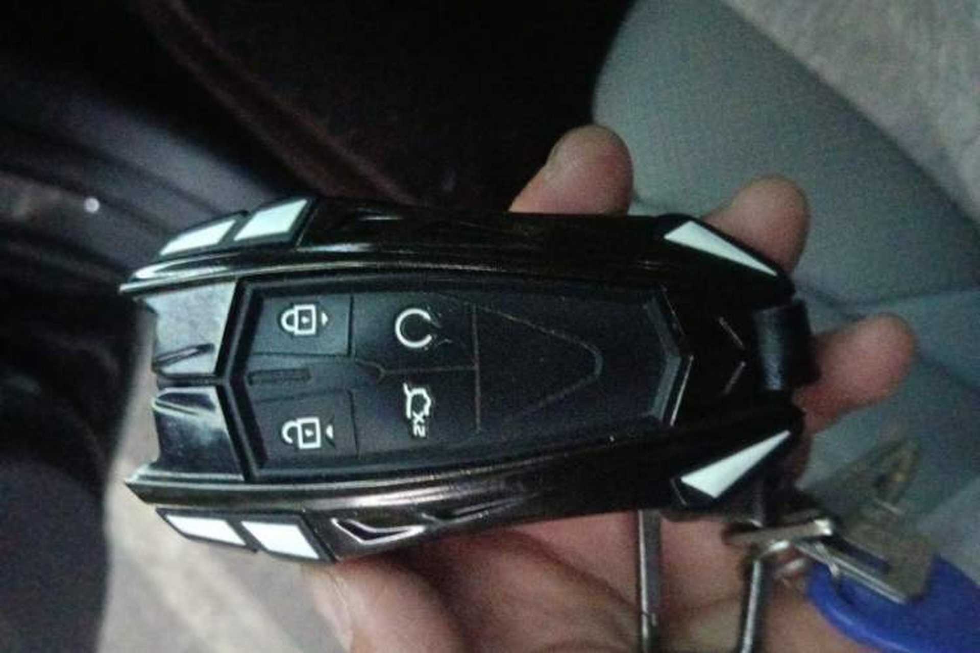 Used CHANGAN UNI-V iDD 2023 ZhiDian iDD 1.5T 113km Smart & Fun Version Vehicle Key