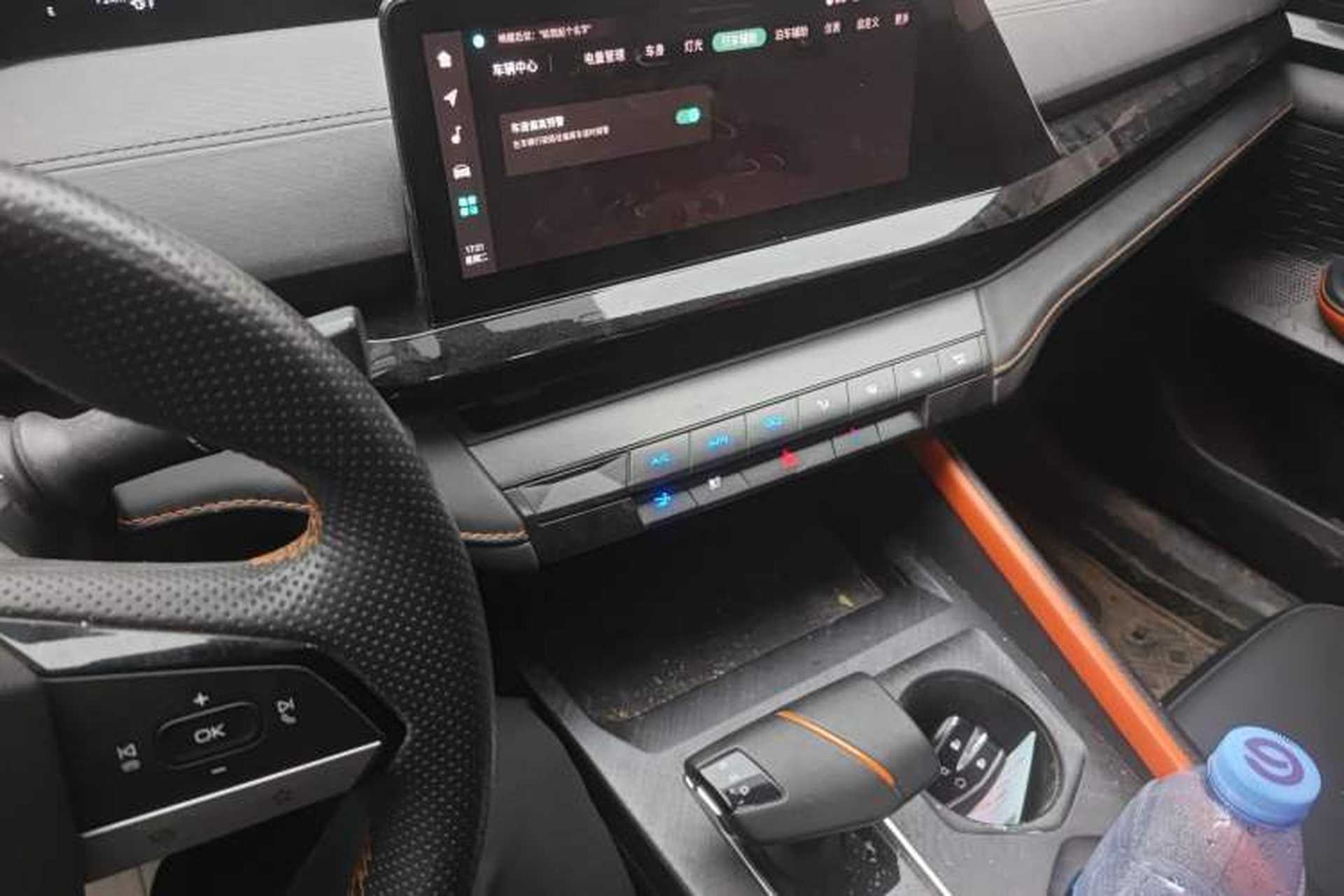 Used CHANGAN UNI-V iDD 2023 ZhiDian iDD 1.5T 113km Smart & Fun Version Audio And AC Panel