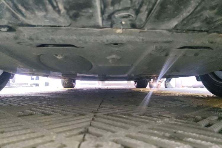 Used CHANGAN UNI-V iDD 2023 ZhiDian iDD 1.5T 113km ZhiKu Model Chassis Front