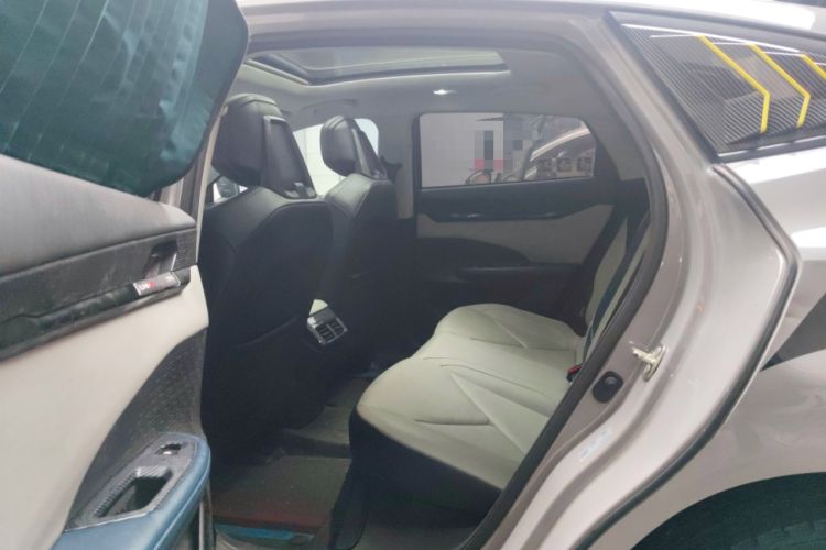 Used CHANGAN UNI-V iDD 2023 ZhiDian iDD 1.5T 113km ZhiKu Model Left Rear Seat