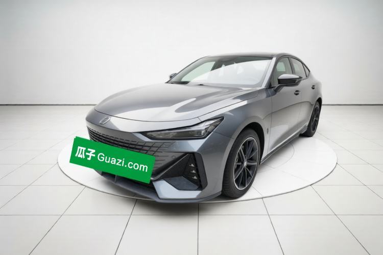 Gebrauchter CHANGAN UNI-V iDD 2023 ZhiDian iDD 1.5T 113km ZhiKu Model Guazi used car, China used car export, Used car for sale, Used  cars, Cheapest cars for sale
