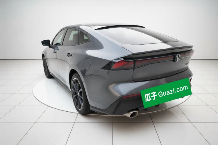 Used CHANGAN UNI-V iDD 2023 ZhiDian iDD 1.5T 113km ZhiKu Model Rear Left 45 Deg
