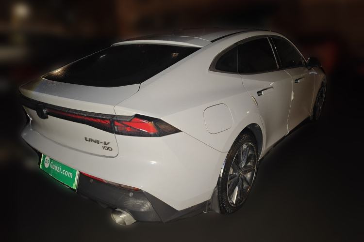 Used CHANGAN UNI-V iDD 2023 ZhiDian iDD 1.5T 113km Smart & Fun Version Rear Right 45 Deg