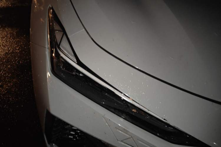 Used CHANGAN UNI-V iDD 2023 ZhiDian iDD 1.5T 113km Smart & Fun Version Right Front Headlight