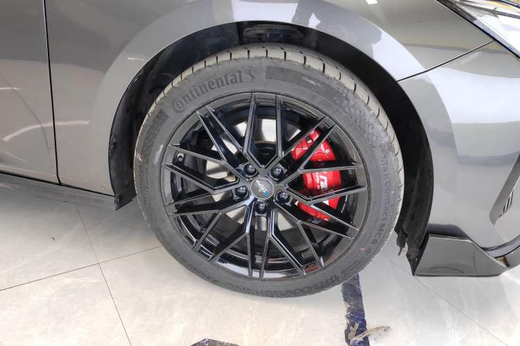 Used CHANGAN UNI-V iDD 2023 ZhiDian iDD 1.5T 113km Smart & Fun Version Left Front Wheel Hub