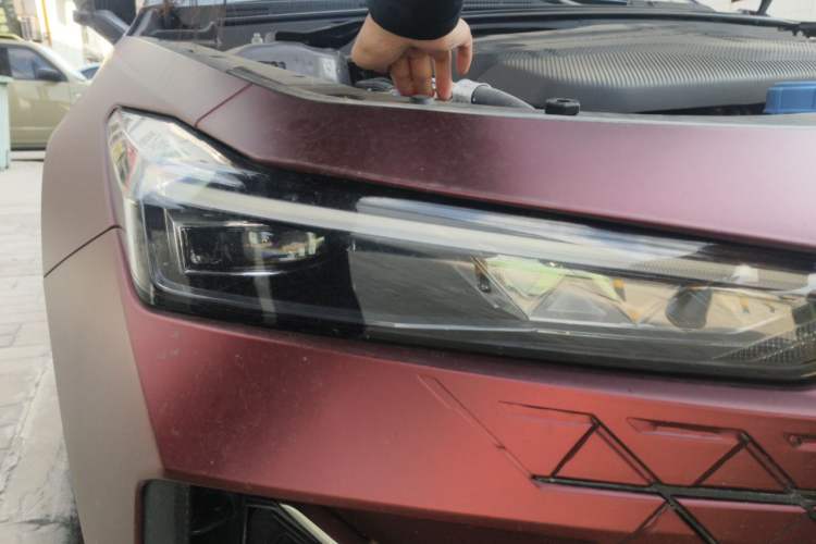 Used CHANGAN UNI-V iDD 2023 Zhidian iDD 1.5T 113km Smart & Fun Version (Rapid Edition) Right Front Headlight