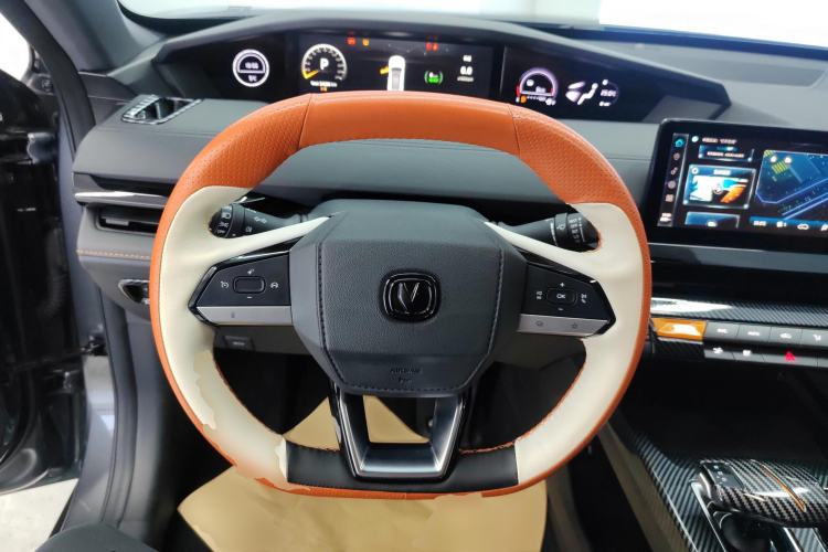 Used CHANGAN UNI-V iDD 2023 ZhiDian iDD 1.5T 113km Smart & Fun Version Steering Wheel
