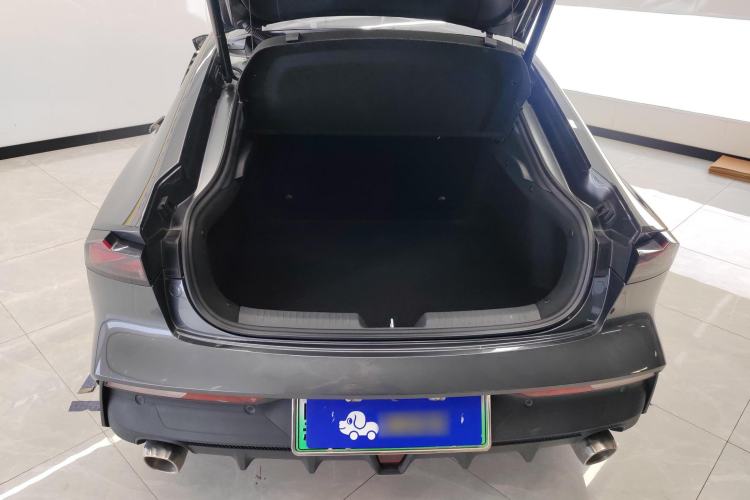 Used CHANGAN UNI-V iDD 2023 ZhiDian iDD 1.5T 113km Smart & Fun Version Trunk