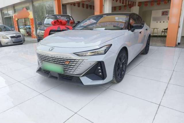 Used CHANGAN UNI-V iDD 2023 ZhiDian iDD 1.5T 113km ZhiKu Model