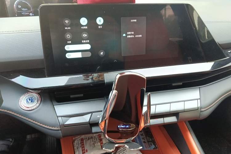 Used CHANGAN UNI-V iDD 2023 ZhiDian iDD 1.5T 113km Smart & Fun Version Audio And AC Panel