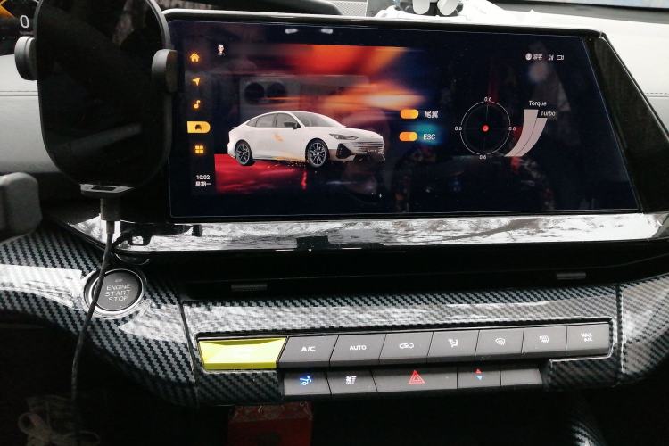 Used CHANGAN UNI-V iDD 2023 Zhidian iDD 1.5T 113km Smart & Fun Version (Rapid Edition) Audio And AC Panel