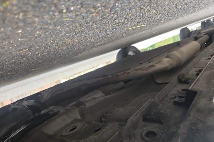 Used CHANGAN UNI-V iDD 2023 ZhiDian iDD 1.5T 113km ZhiKu Model Chassis Front Right