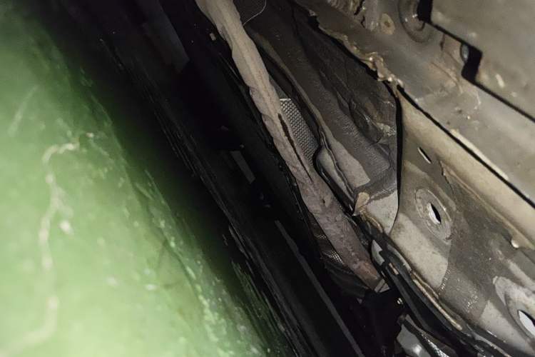 Used CHANGAN UNI-V iDD 2023 ZhiDian iDD 1.5T 113km ZhiKu Model Chassis Front Right
