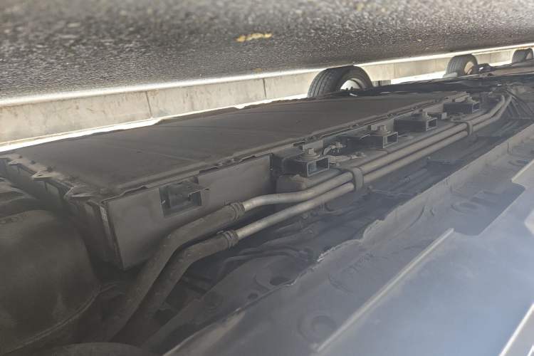 Used CHANGAN UNI-V iDD 2023 ZhiDian iDD 1.5T 113km ZhiKu Model Chassis Rear Left