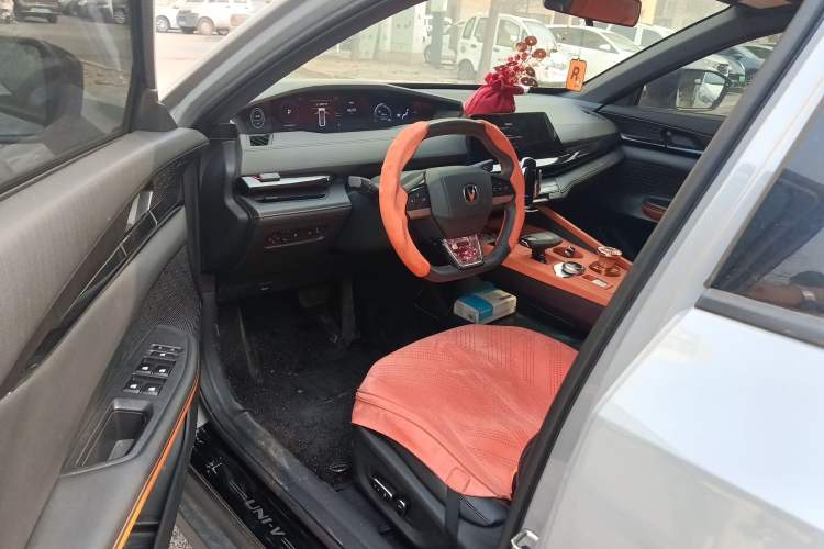 Used CHANGAN UNI-V iDD 2023 ZhiDian iDD 1.5T 113km Smart & Fun Version Driver Seat