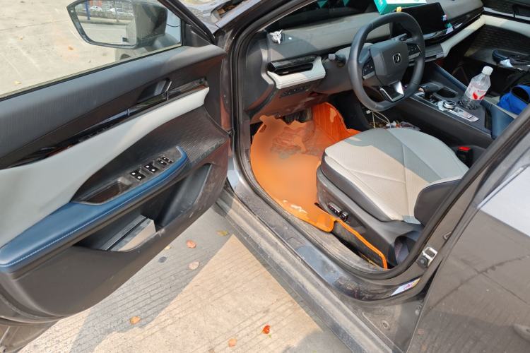 Used CHANGAN UNI-V iDD 2023 ZhiDian iDD 1.5T 113km Smart & Fun Version Driver Seat