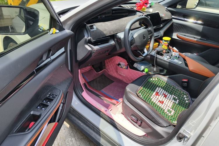 Used CHANGAN UNI-V iDD 2023 ZhiDian iDD 1.5T 113km Smart & Fun Version Driver Seat