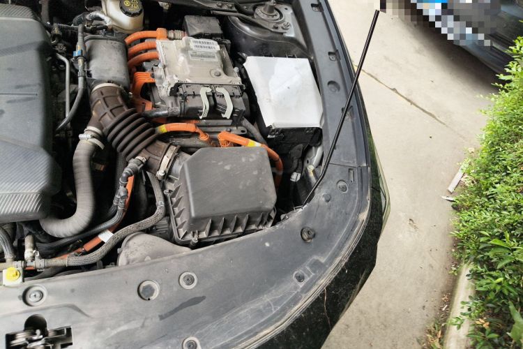 Used CHANGAN UNI-V iDD 2023 ZhiDian iDD 1.5T 113km Smart & Fun Version Engine Bay Left