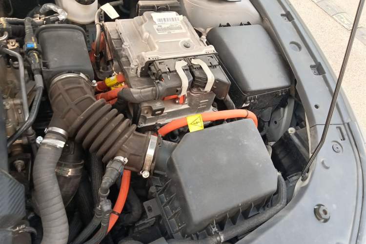 Used CHANGAN UNI-V iDD 2023 ZhiDian iDD 1.5T 113km Smart & Fun Version Engine Bay Left