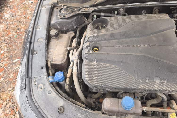 Used CHANGAN UNI-V iDD 2023 ZhiDian iDD 1.5T 113km Smart & Fun Version Engine Bay Right