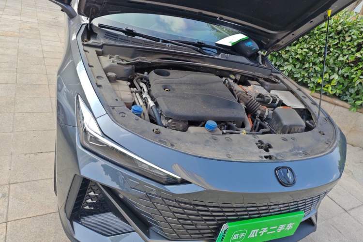 Used CHANGAN UNI-V iDD 2023 ZhiDian iDD 1.5T 113km ZhiKu Model Engine Bay Right