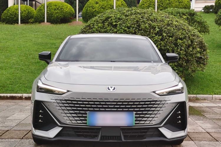 Used CHANGAN UNI-V iDD 2023 ZhiDian iDD 1.5T 113km Smart & Fun Version Exterior 1