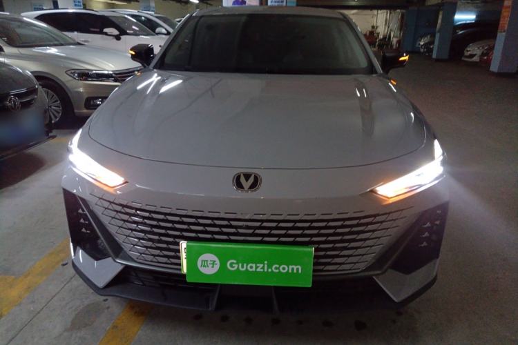 Used CHANGAN UNI-V iDD 2023 ZhiDian iDD 1.5T 113km Smart & Fun Version Exterior 1