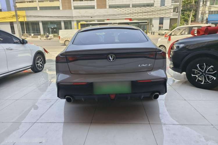 Used CHANGAN UNI-V iDD 2023 ZhiDian iDD 1.5T 113km ZhiKu Model Exterior 6