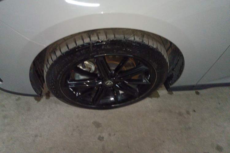 Used CHANGAN UNI-V iDD 2023 ZhiDian iDD 1.5T 113km Smart & Fun Version Exterior 7