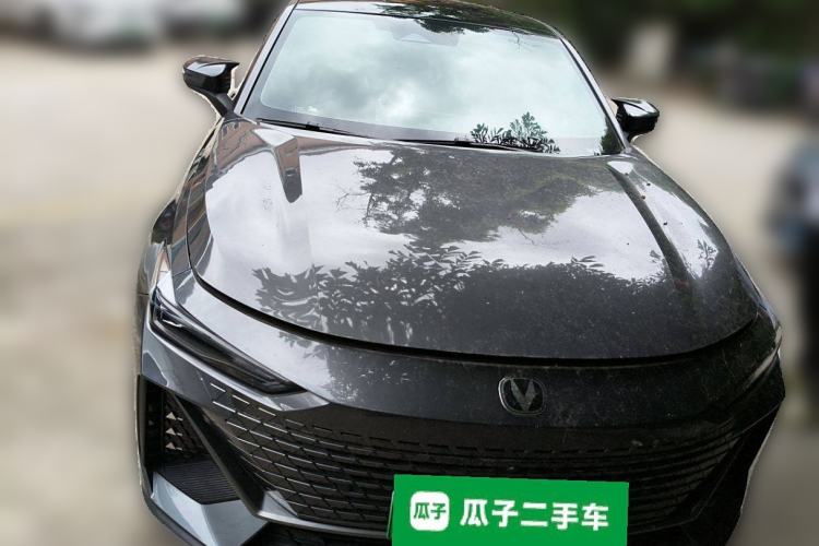 Used CHANGAN UNI-V iDD 2023 ZhiDian iDD 1.5T 113km Smart & Fun Version Front