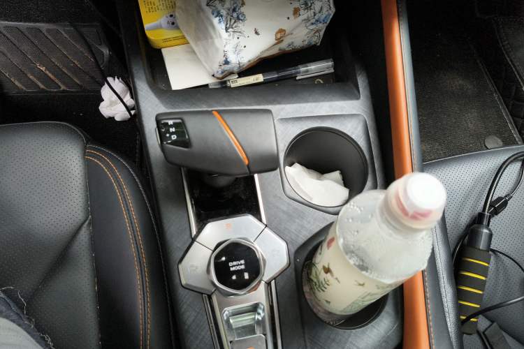 Used CHANGAN UNI-V iDD 2023 ZhiDian iDD 1.5T 113km Smart & Fun Version Gear Lever