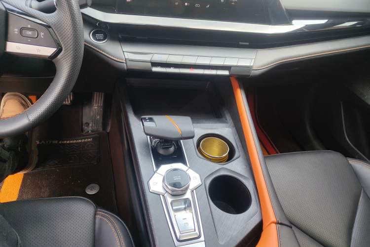 Used CHANGAN UNI-V iDD 2023 Zhidian iDD 1.5T 113km Smart & Fun Version (Rapid Edition) Gear Lever