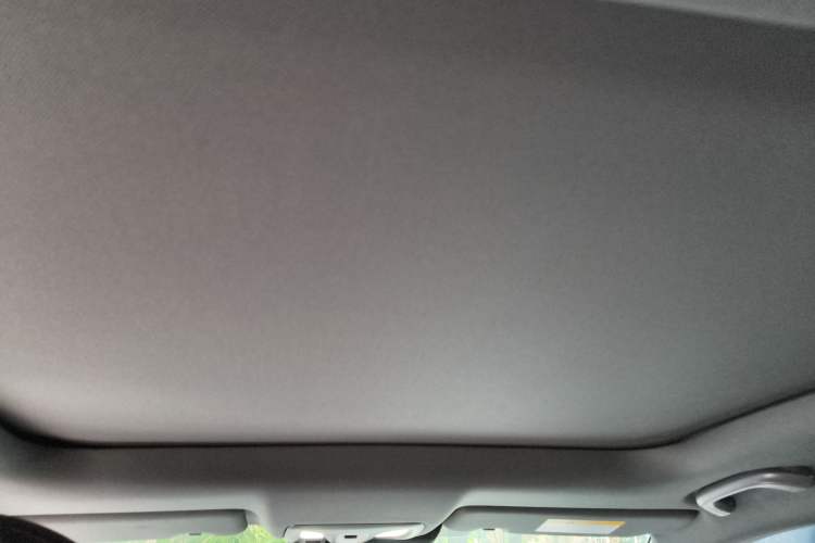 Used CHANGAN UNI-V iDD 2023 ZhiDian iDD 1.5T 113km Smart & Fun Version Headliner