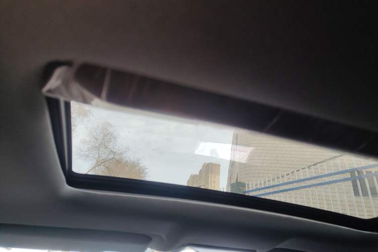 Used CHANGAN UNI-V iDD 2023 Zhidian iDD 1.5T 113km Smart & Fun Version (Rapid Edition) Headliner